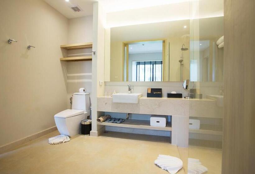 سوییت لوکس, Mai Holiday By Mai Khaolak   Adult Zone