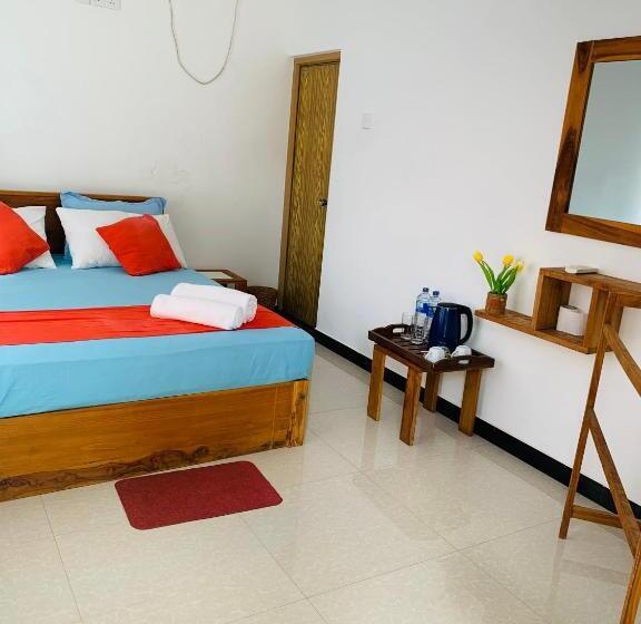 标准间带阳台, Chill House Safari Resort
