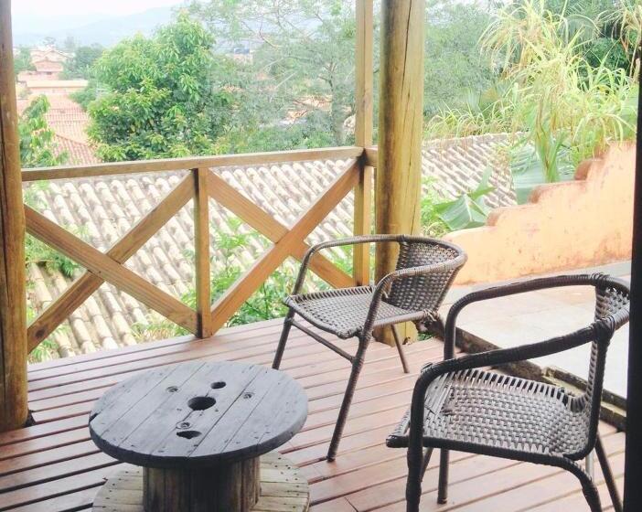 בקתה סטנדרטית, Praia Do Rosa Hostel