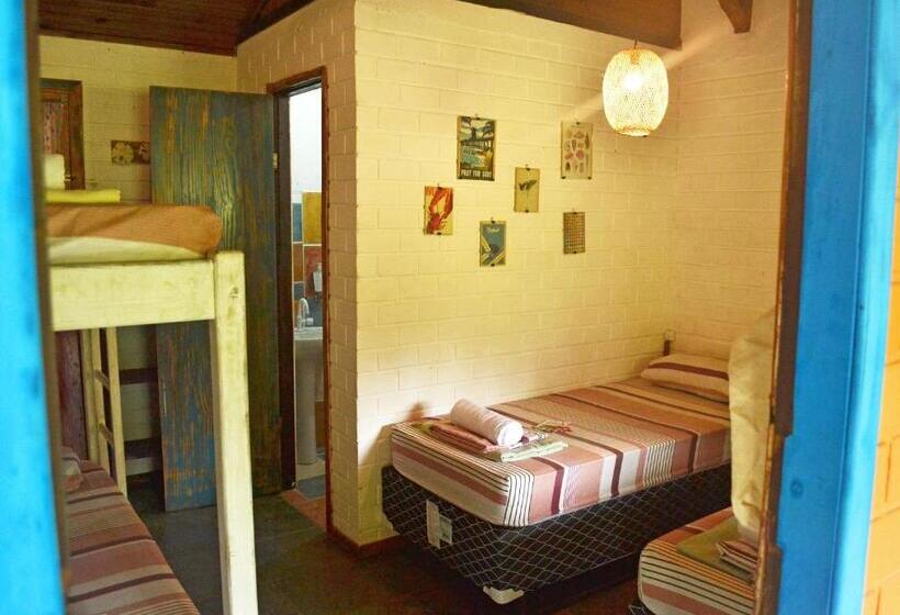 חדר בסיסי לשלושה, Praia Do Rosa Hostel