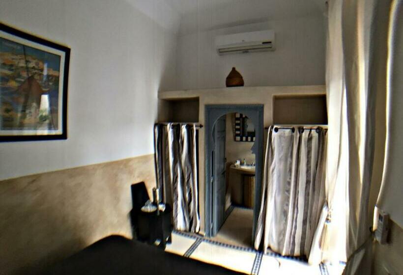 اتاق راحتی, Riad Bel Haj