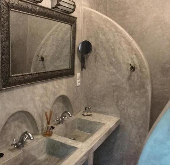 اتاق لوکس, Riad Bel Haj