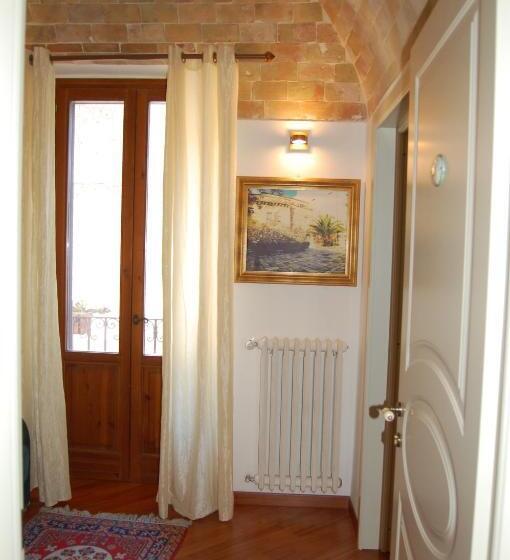 اتاق استاندارد چهارنفره با بالکن, B&b Del Duomo