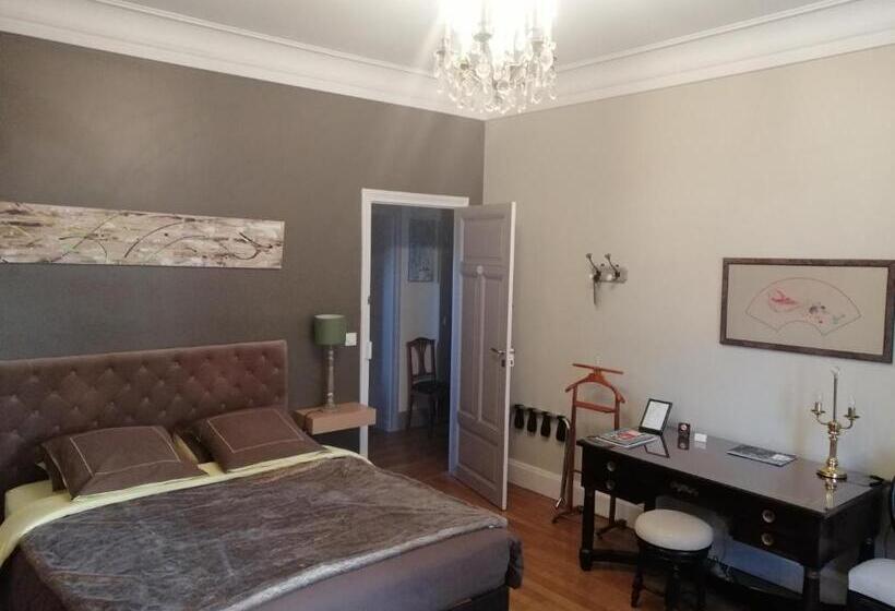 آپارتمان یک خوابه با دری مشترک که هال را جدا می کند., Chambres D Hôtes Côté Parc Côté Jardin Avec Parking Privé Gratuit