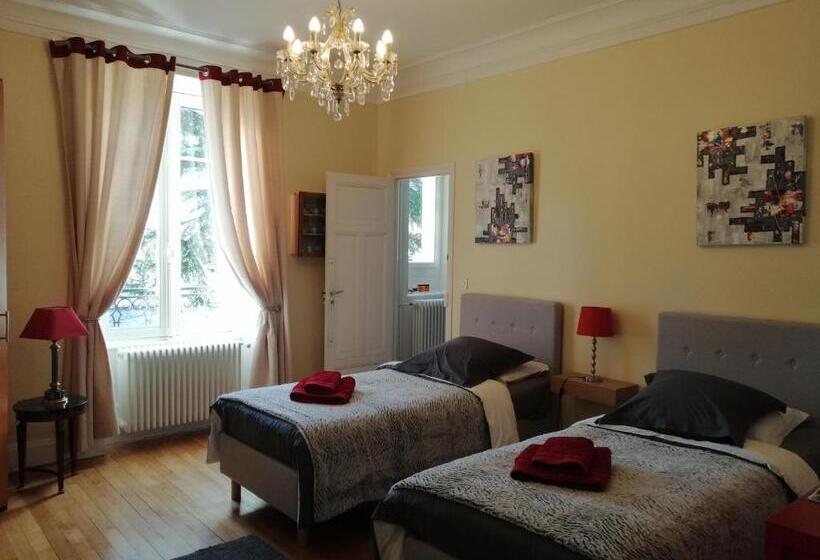 آپارتمان یک خوابه با دری مشترک که هال را جدا می کند., Chambres D Hôtes Côté Parc Côté Jardin Avec Parking Privé Gratuit