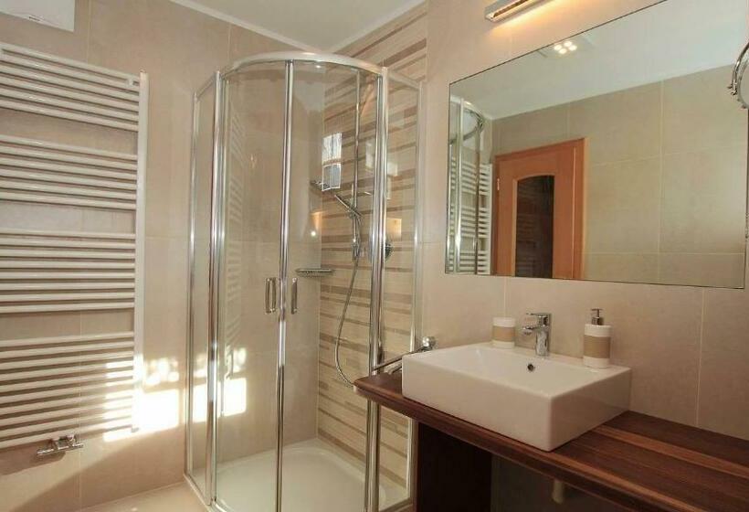 اتاق استاندارد, Bed And Breakfast Iman