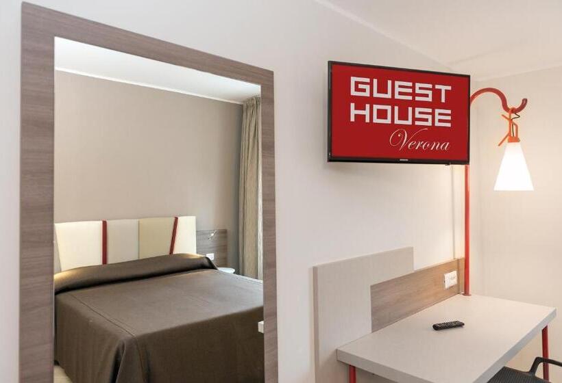 اتاق استاندارد, Guesthouse Verona