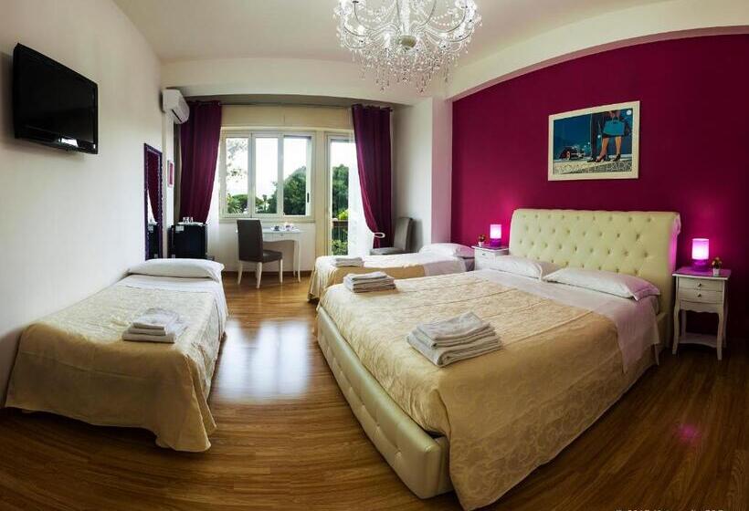 اتاق استاندارد چهار تخته, Metropolis B&b