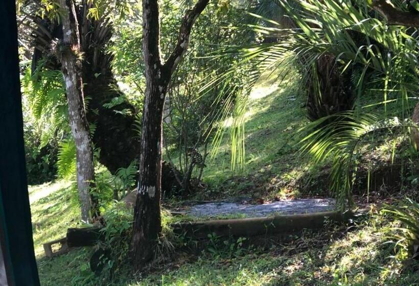 چادر با خدمات رفاهی استاندارد, Paraíso Hostel Praia Do Rosa