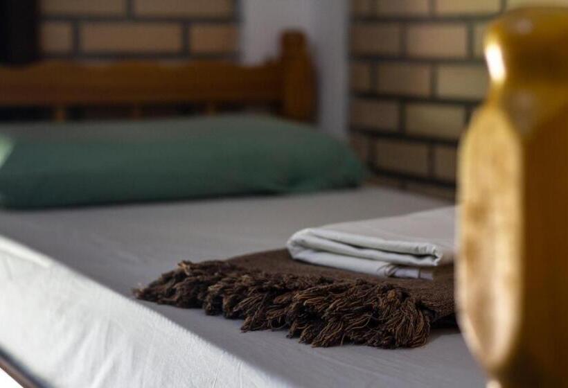 اتاق کلاسیک چهارنفره, Paraíso Hostel Praia Do Rosa
