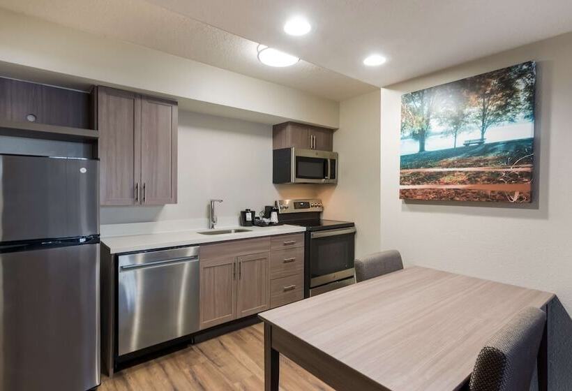 سوییت, Best Western Fishkill Inn & Suites