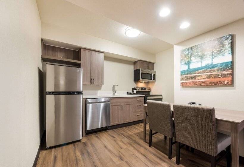 سوییت, Best Western Fishkill Inn & Suites