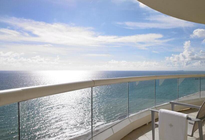 سوییت, Acqualina Resort And Residences