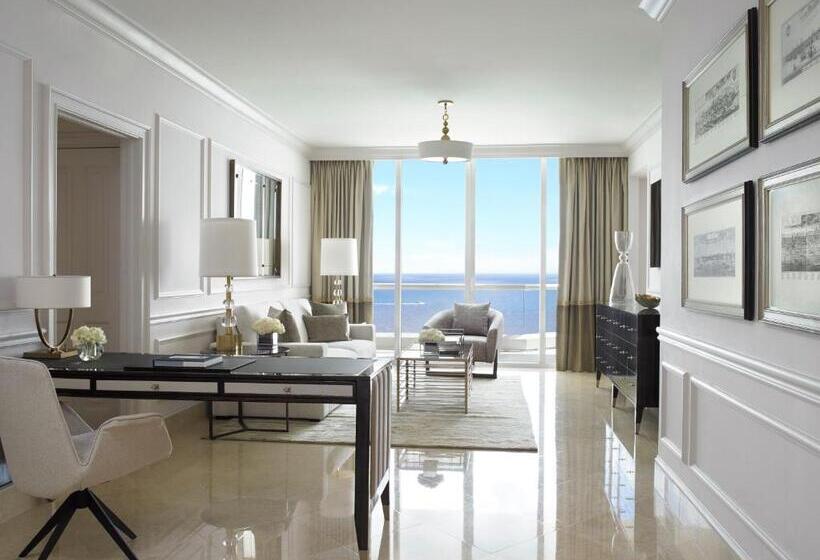 Deluxe Suite Sea View, Acqualina Resort And Spa