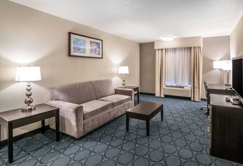 سوییت, Elevate Hotel At Sierra Blanca Ruidoso, Ascend Hotel Collection