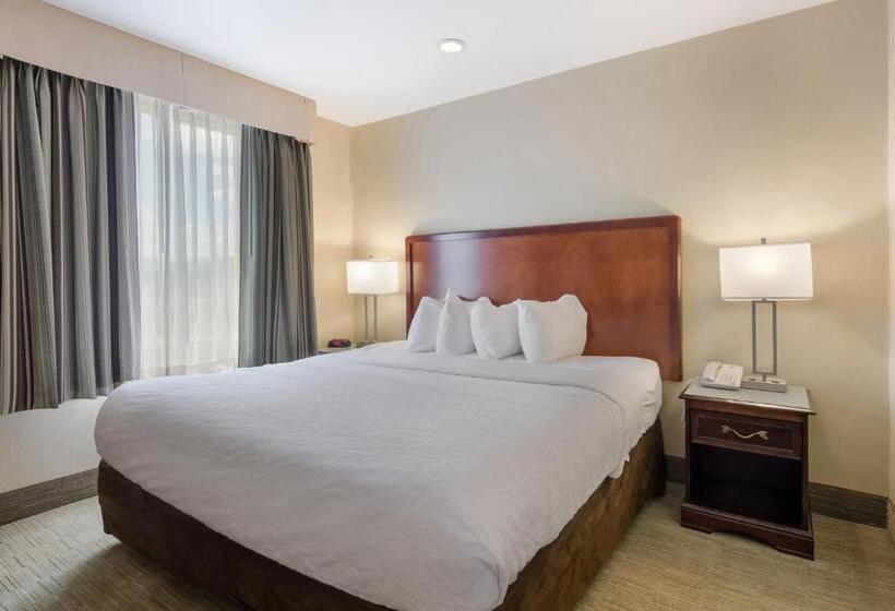 سوئیت برای معلولان, Mainstay Suites Airport
