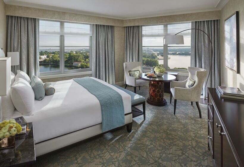 Premium room with view, Mandarin Oriental Washington D.c