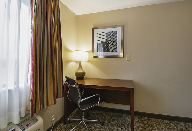 اتاق استاندارد با 2 تخت دوبل, Quality Inn Waverly