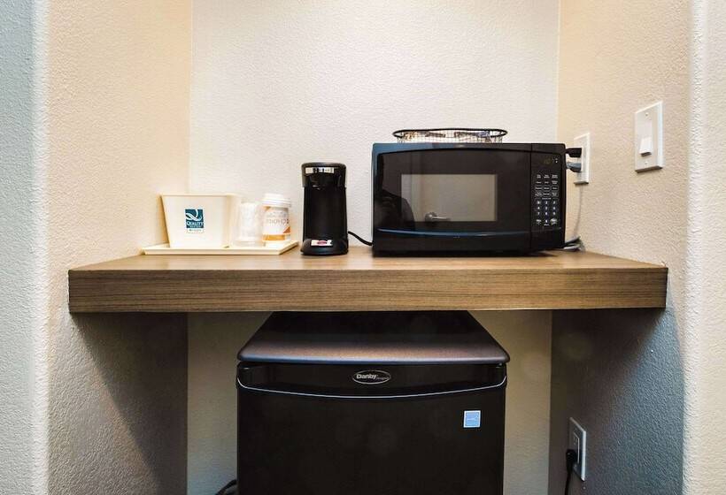 سوئیت برای معلولان, Quality Suites Houston Hobby Airport