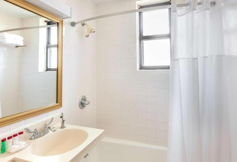 اتاق کلاس بیزنس, Ramada By Wyndham Jersey City