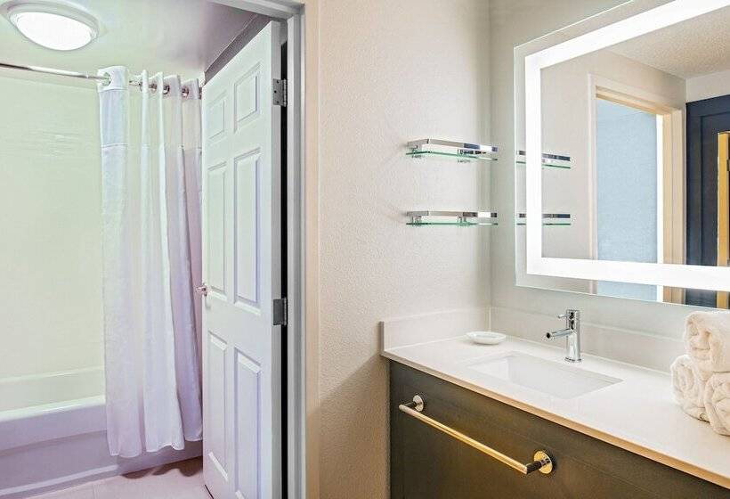 سوئیت برای معلولان, Residence Inn By Marriott Norfolk Airport