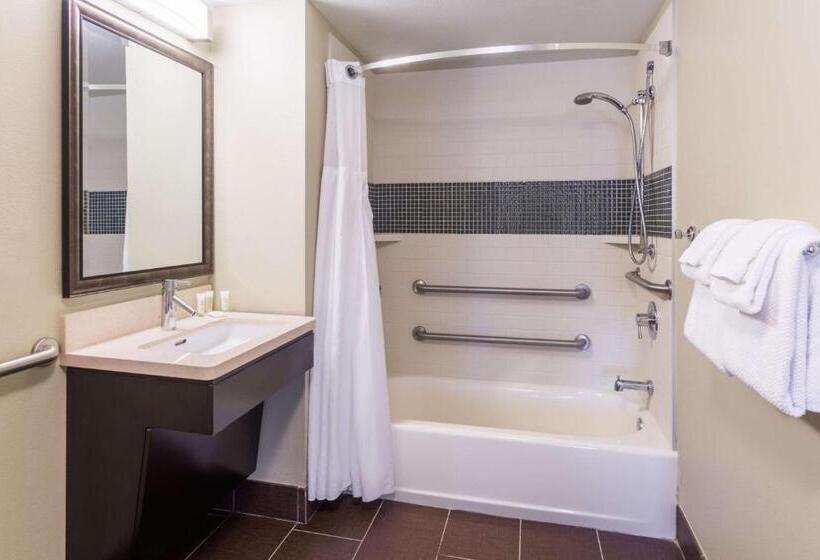 Suite Adapted for people with reduced mobility, Sonesta Es Suites Austin The Domain Area