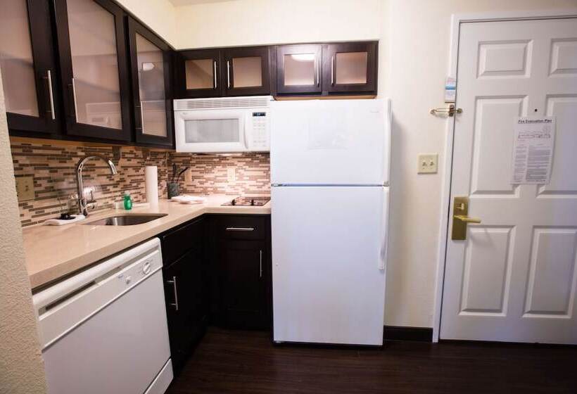 Suite Adapted for people with reduced mobility, Sonesta Es Suites Austin The Domain Area