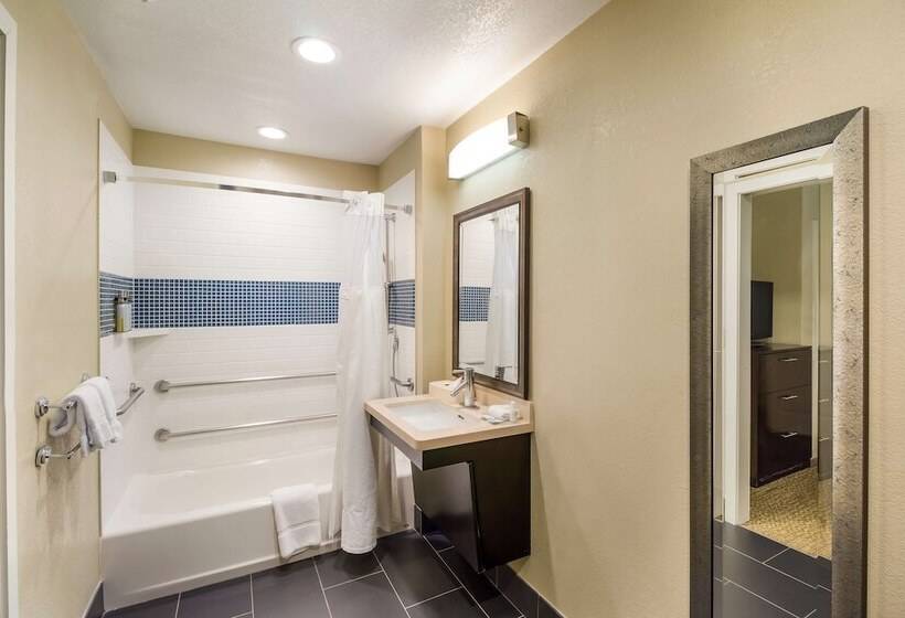 Suite Adapted for people with reduced mobility, Sonesta Es Suites Torrance Redondo Beach