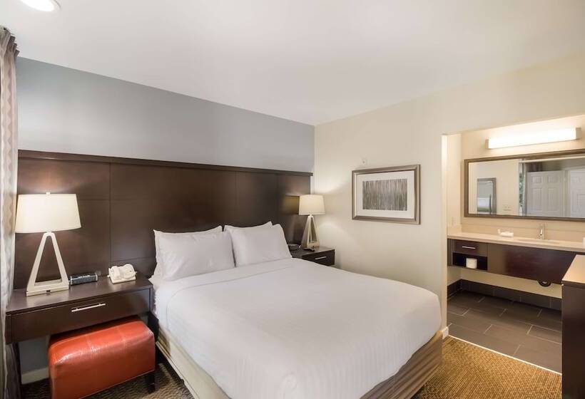 Suite Adapted for people with reduced mobility, Sonesta Es Suites Torrance Redondo Beach