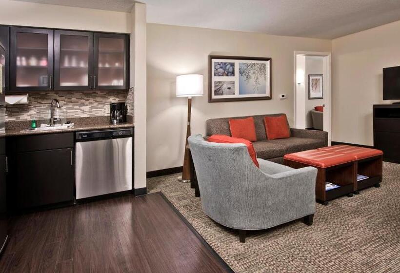 Suite Cama King, Staybridge Suites Ballantyne