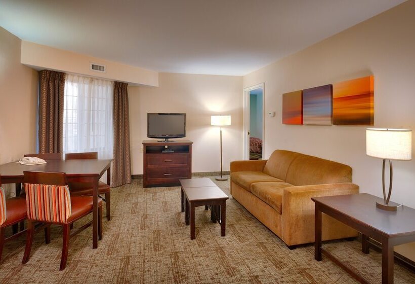 سوئیت با تخت بزرگ, Staybridge Suites Peoria Downtown, An Ihg