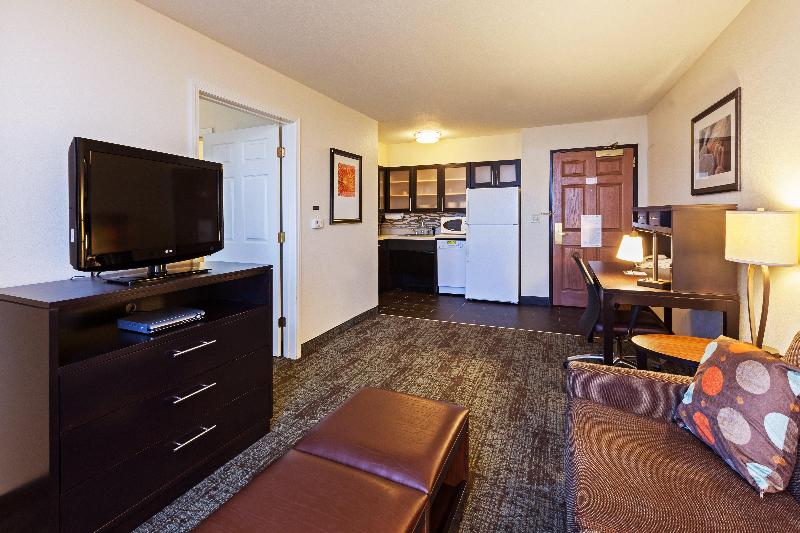 سوئیت با تخت بزرگ, Staybridge Suites Tulsa Woodland Hills, An Ihg