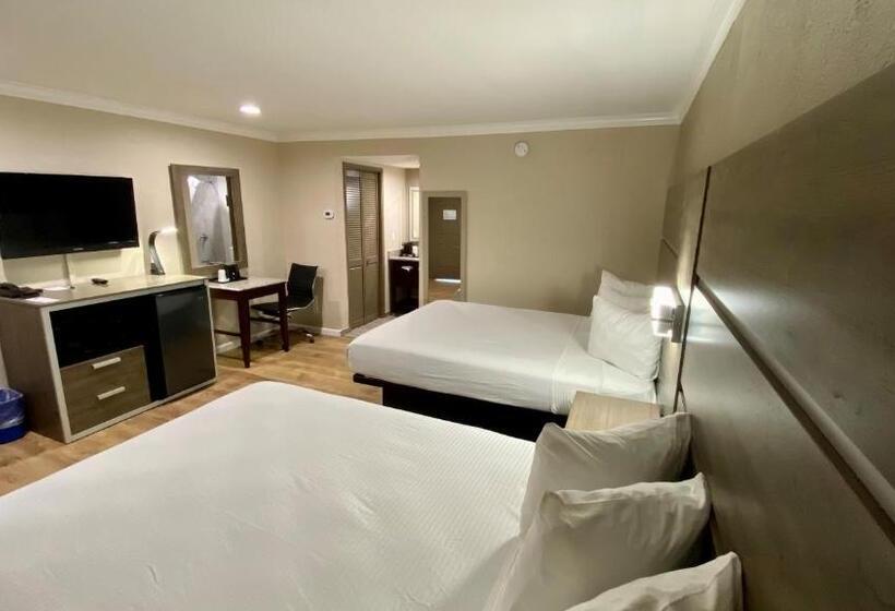اتاق استاندارد در طبقه همکف, Surestay Hotel By Best Western Santa Cruz