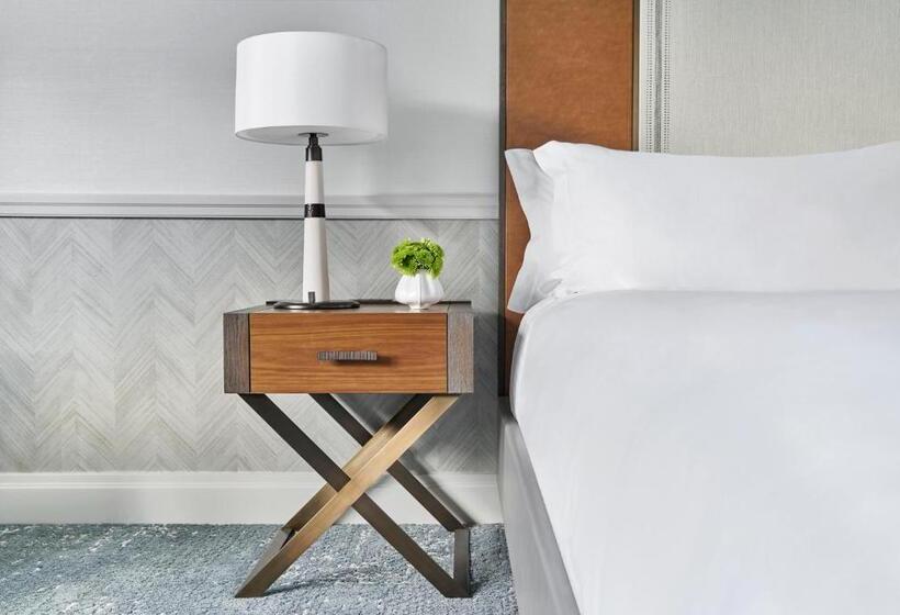 Cameră Standard Adaptată pentru Discapacitaţi, The Ritzcarlton, Boston