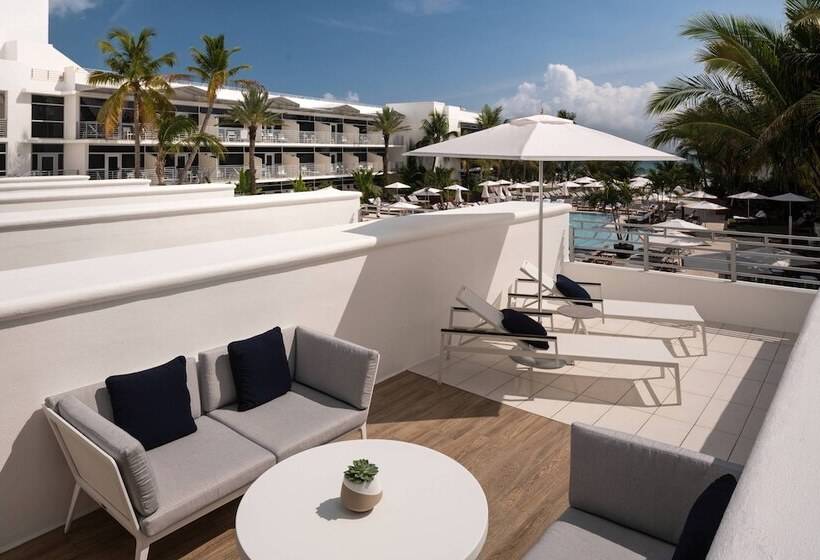 اتاق استاندارد با 2 تخت دوبل, The Ritzcarlton, South Beach