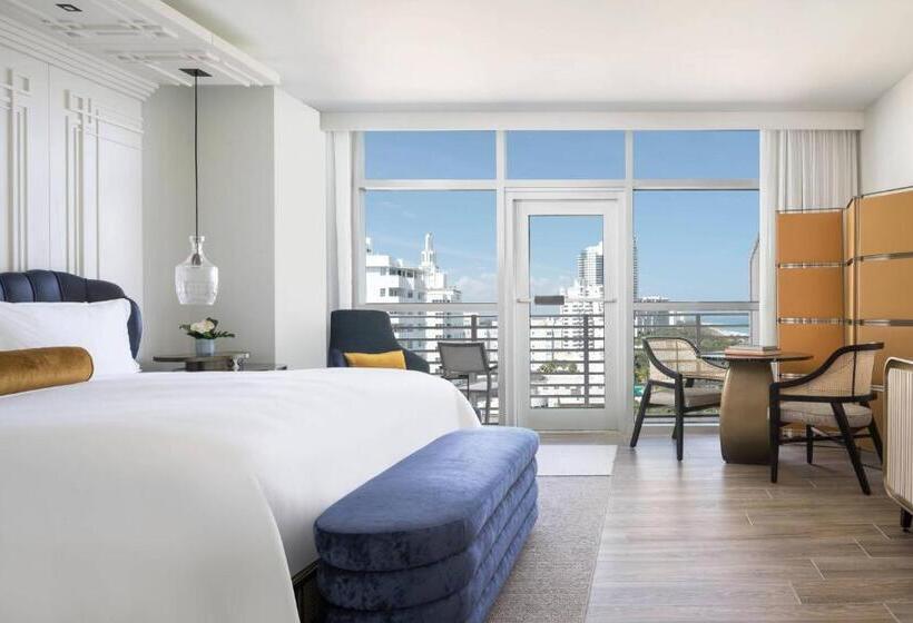 キングサイズベッドのスタンダードルーム, The Ritzcarlton, South Beach