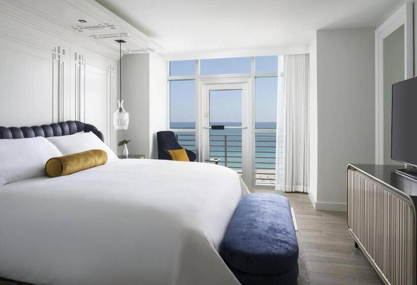 キングサイズベッドのスタンダードルーム, The Ritzcarlton, South Beach