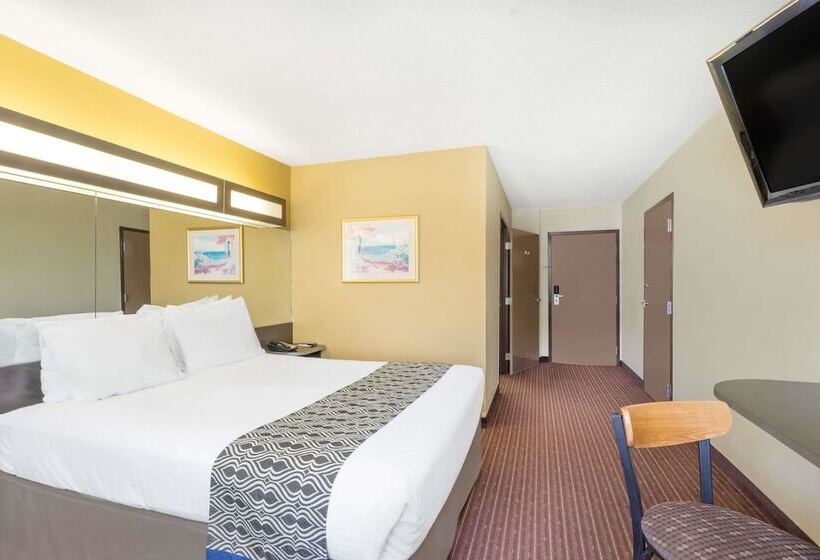 Standard Room Adapted for people with reduced mobility, Microtel Inn & Suites By Wyndham Bowling Green