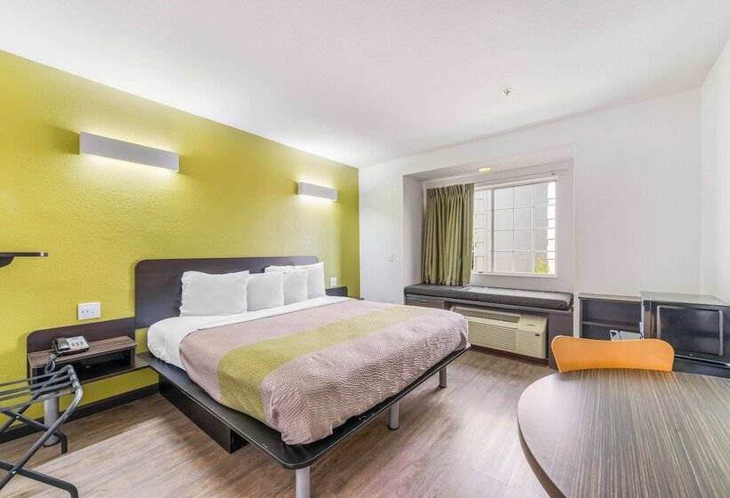 اتاق استاندارد با تخت دوبل برای معلولان, Motel 6gastonia Charlotte I85
