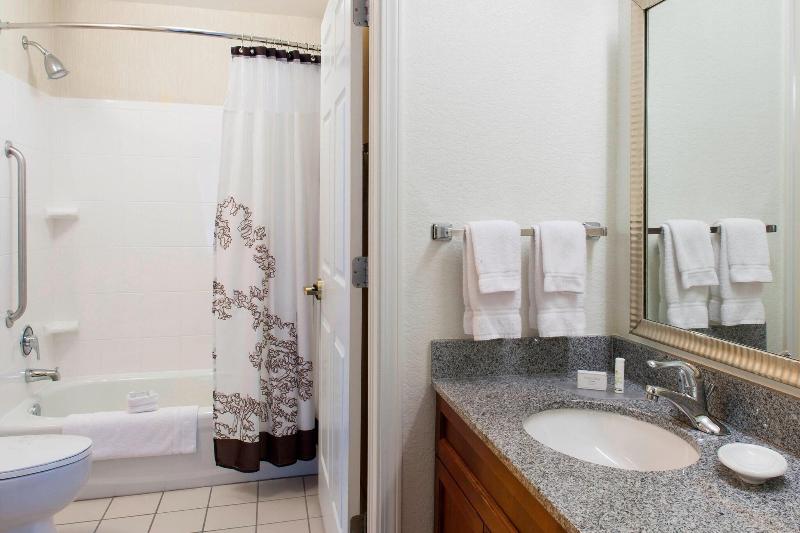 سوییت, Residence Inn By Marriott Rogers