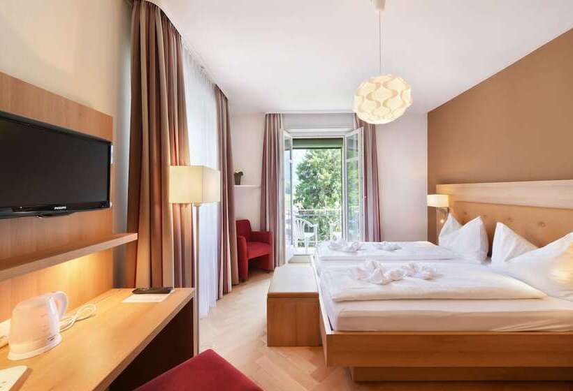 اتاق استاندارد با بالکن, Waldhotel Unspunnen