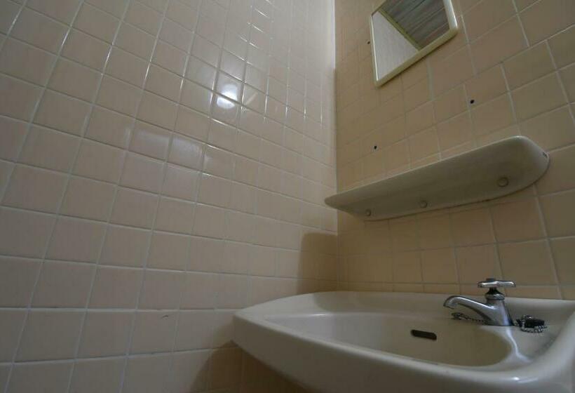 اتاق استاندارد سه نفره, Onsen Yado Hamayu Nagi
