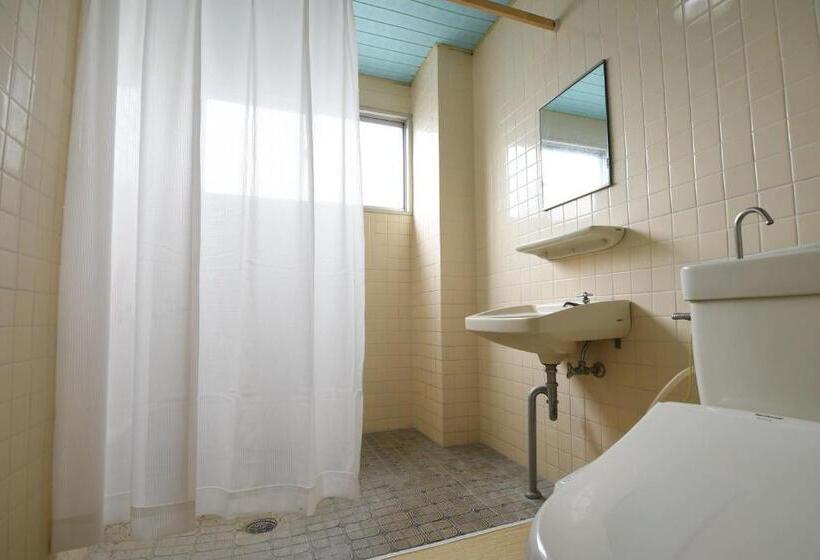 اتاق استاندارد چهار تخته, Onsen Yado Hamayu Nagi