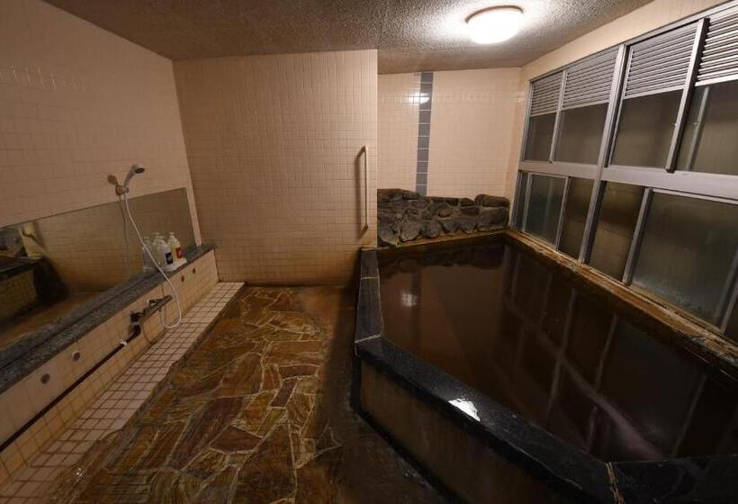 اتاق خانوادگی, Onsen Yado Hamayu Nagi