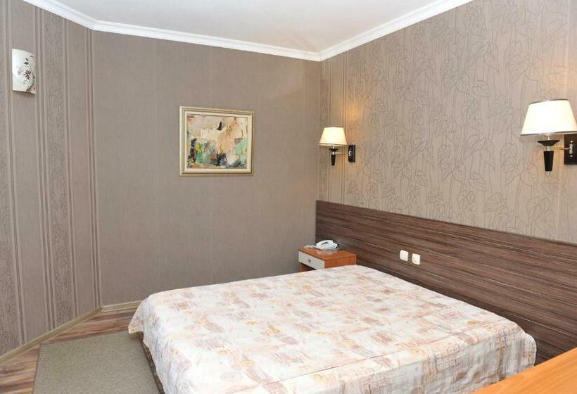اتاق استاندارد با بالکن, Family Hotel Edia Sandanski