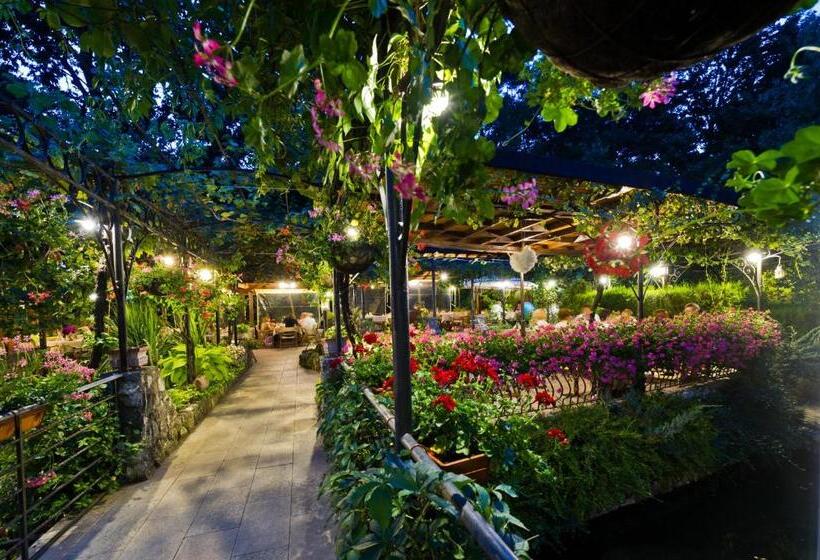 اتاق استاندارد با بالکن, Family Hotel Edia Sandanski