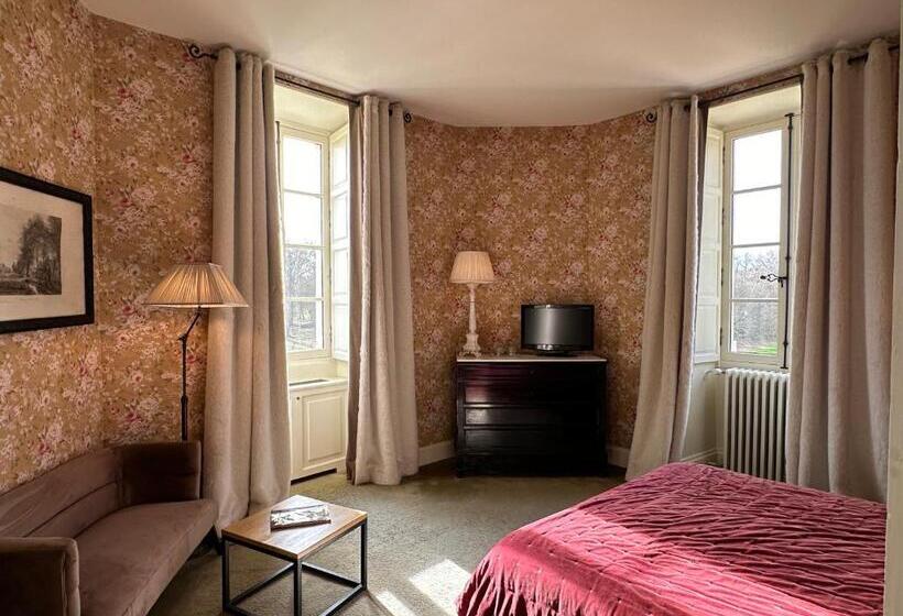 سوییت خانوادگی, Chateau Des Arpentis