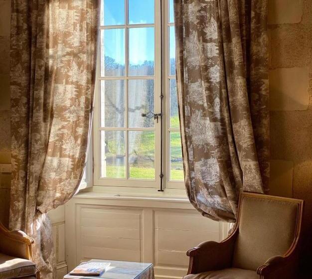 اتاق استاندارد, Chateau Des Arpentis