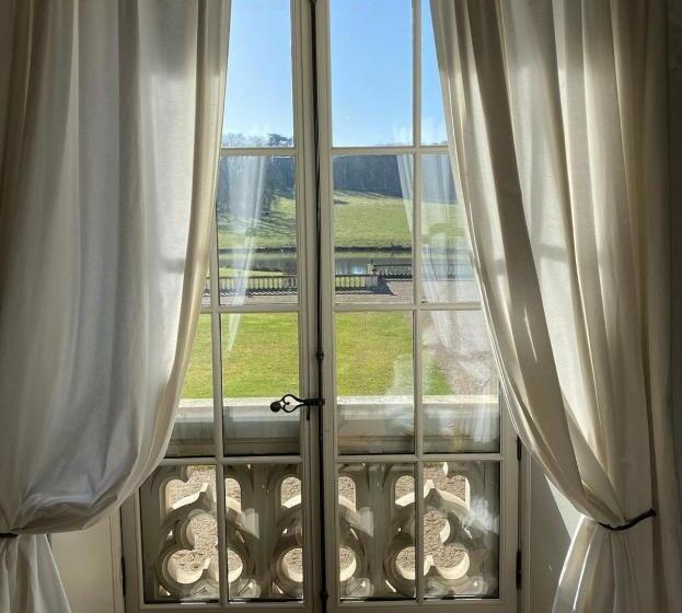 اتاق استاندارد, Chateau Des Arpentis