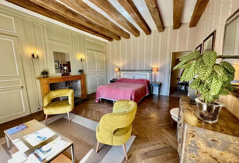 اتاق سوپریور, Chateau Des Arpentis